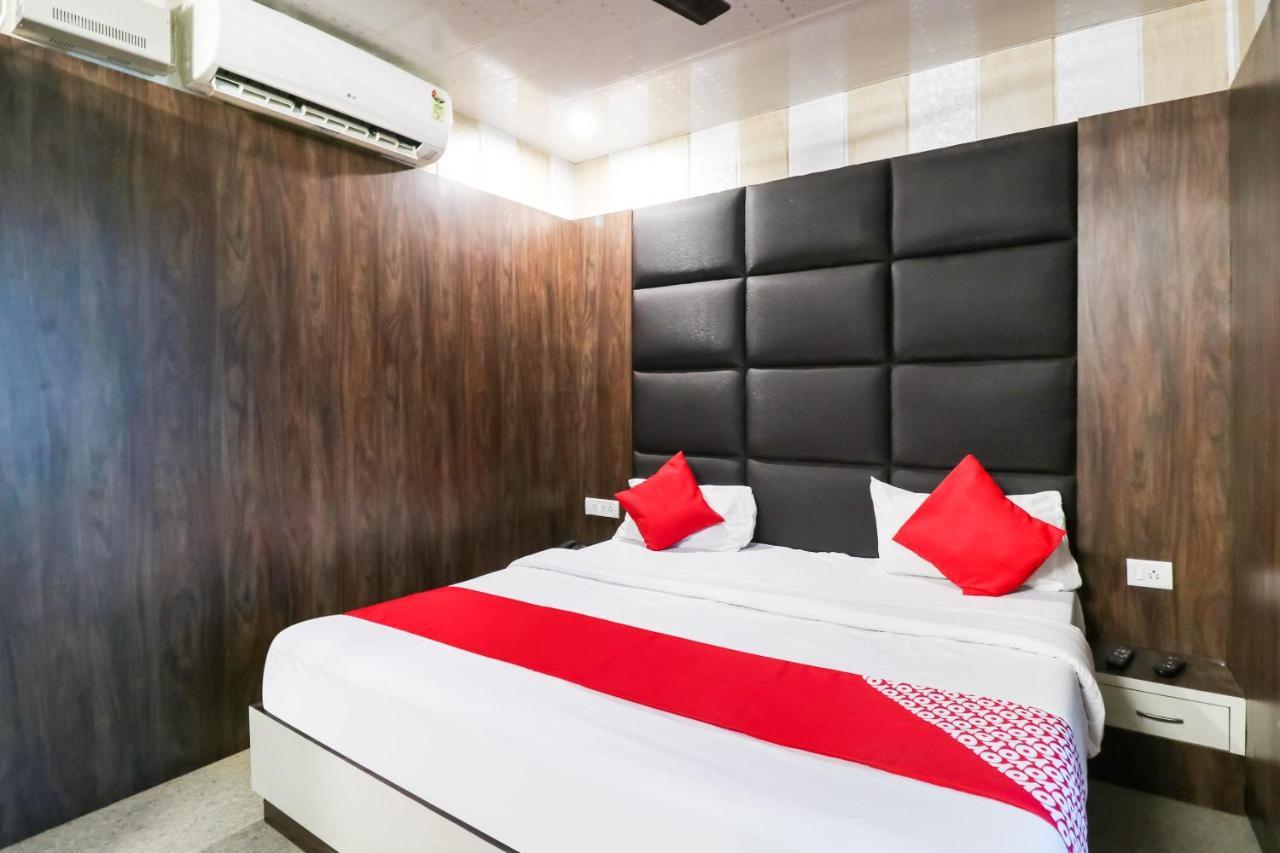 Oyo 6908 Hotel Royal City Āzamgarh Exterior photo