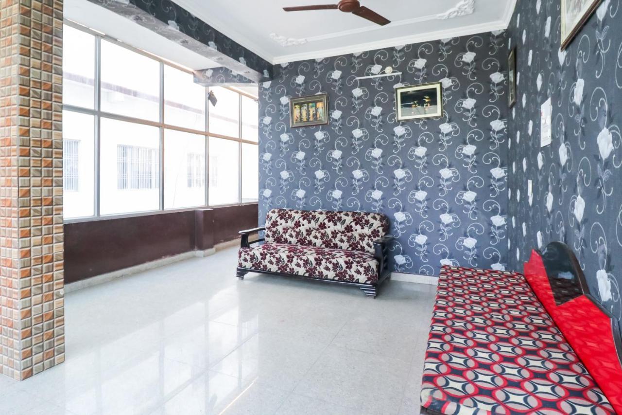 Oyo 6908 Hotel Royal City Āzamgarh Exterior photo